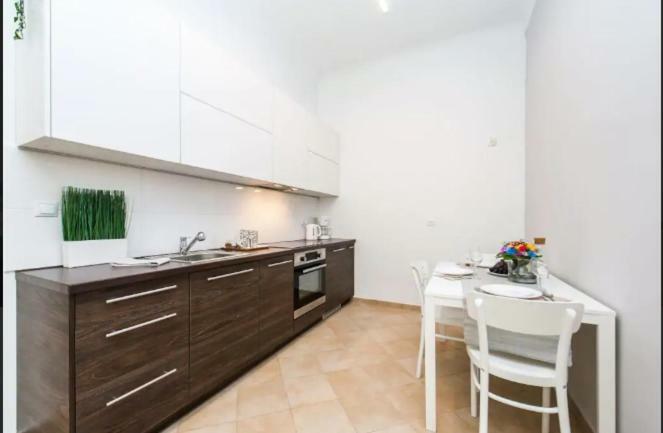 Apartament Urban Nest Apartments- Old Town Stradomska 9